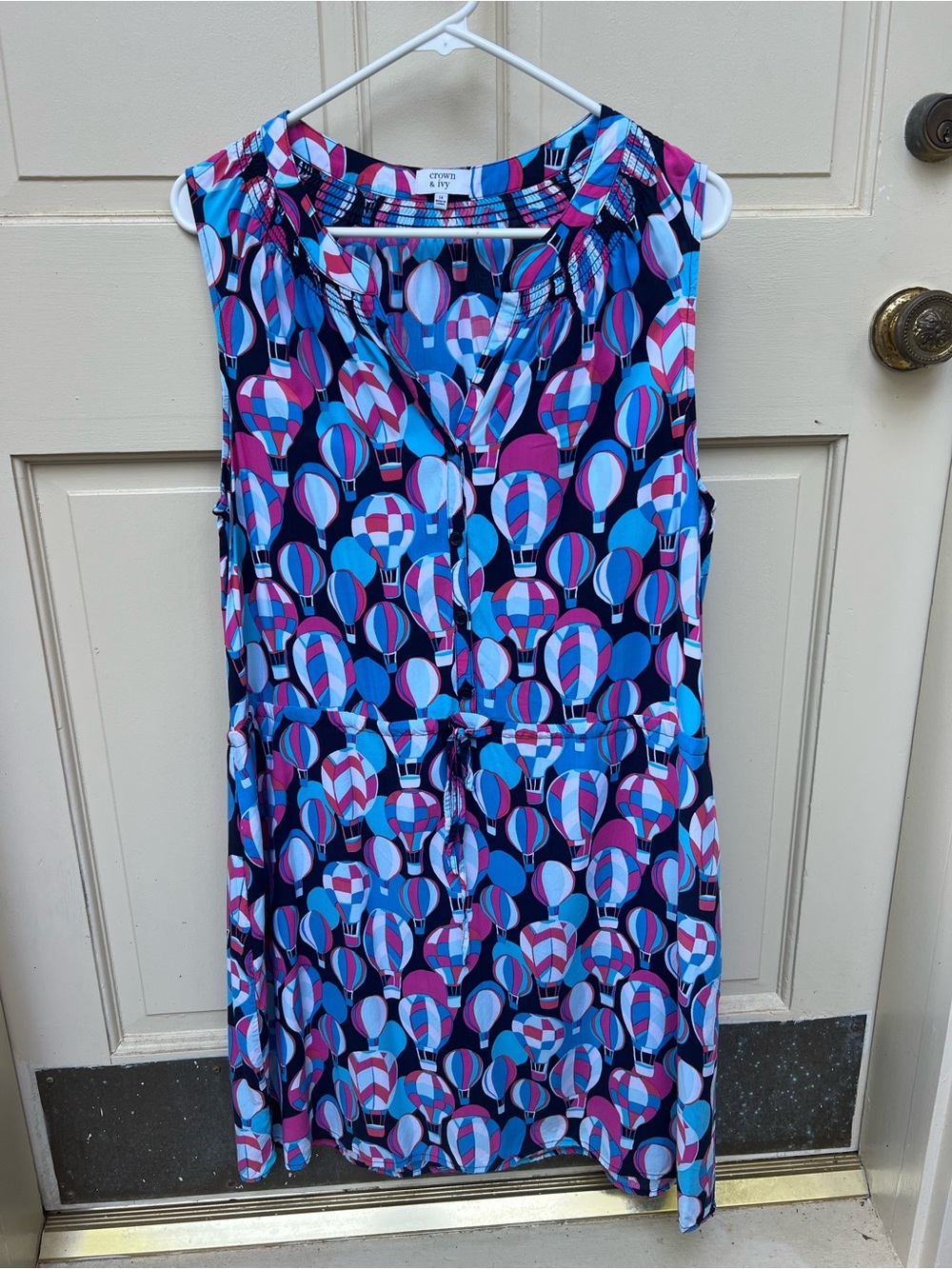 crown & ivy Navy Blue Pink and Light Blue Hot Air Balloon Print Sleeveless Dress